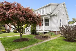 67 Columbus Ave, Holyoke, MA 01040 - Photo 23