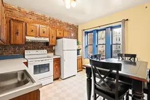 1408 Commonwealth Ave, Boston, MA 02134 - Photo 7