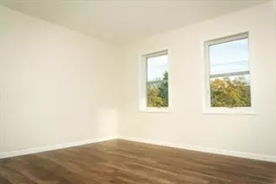 680 S East St, Holyoke, MA 01040 - Photo 9