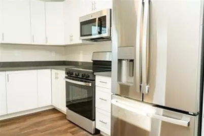 680 South East St., Holyoke, MA 01040 - Photo 5
