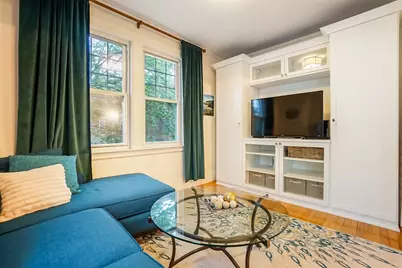 569 Franklin St #6, Melrose, MA 02176 - Photo 5