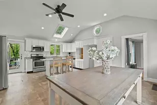 26 Bacon Square, Plainville, MA 02762 - Photo 3