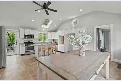 26 Bacon Sq, Plainville, MA 02762 - Photo 3