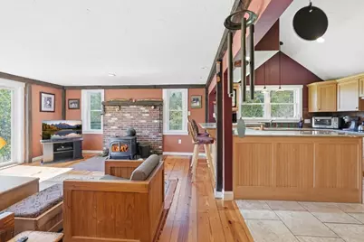 9 Adams Rd, Hubbardston, MA 01452 - Photo 5