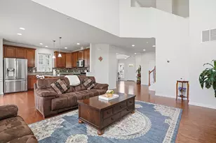 27 Spruce St, Hopkinton, MA 01748 - Photo 7