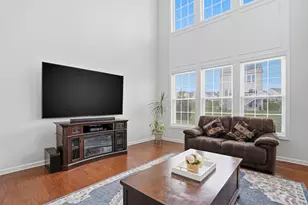 27 Spruce St, Hopkinton, MA 01748 - Photo 17