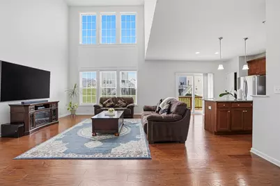 27 Spruce St #27, Hopkinton, MA 01748 - Photo 3