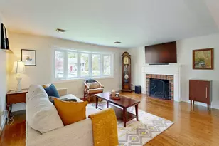 18 Emerson Rd, Medfield, MA 02052 - Photo 5