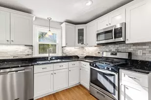 68 Alden St, Foxboro, MA 02035 - Photo 9
