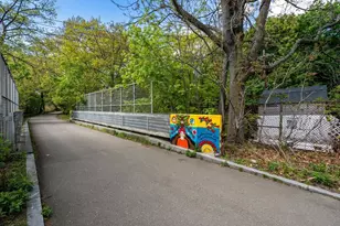 26 Laurel St, Arlington, MA 02476 - Photo 23