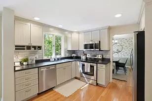 562 High St, North Attleboro, MA 02760 - Photo 11