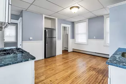 56 Ward St #3B, Salem, MA 01970 - Photo 3
