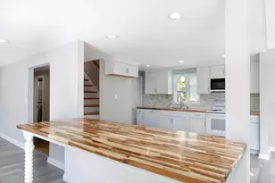 9 Blueberry, Bourne, MA 02532 - Photo 5