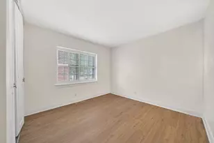 198 Lake Shore Rd, Boston, MA 02135 - Photo 21