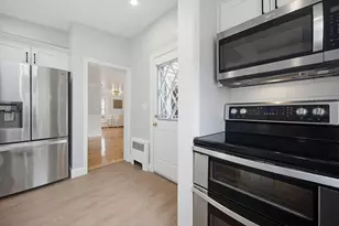 14 Broad St, North Attleboro, MA 02760 - Photo 7
