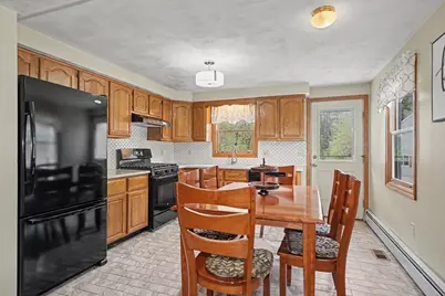26 Frederick Circle, Tewksbury, MA 01876 - Photo 5