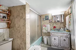 40 North St, Lowell, MA 01852 - Photo 5