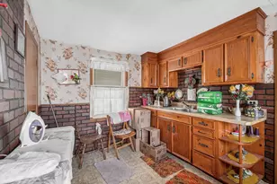 40 North St, Lowell, MA 01852 - Photo 9