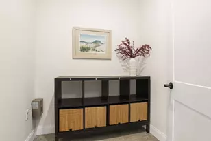 12 Everett St, Boston, MA 02130 - Photo 33