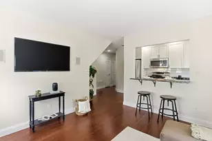 111 W 8th St, Boston, MA 02127 - Photo 9