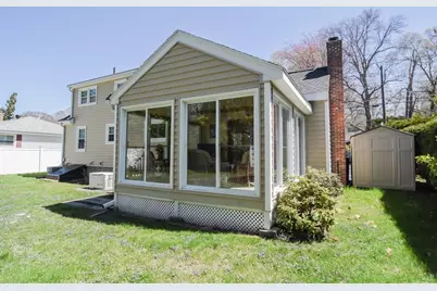 115 Staples Street, Lowell, MA 01851 - Photo 5