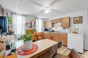 14 Mendon St, Worcester, MA 01604 - Photo 7