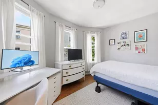 165 Emerson St, Boston, MA 02127 - Photo 25
