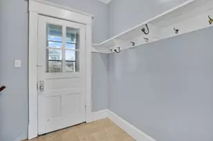 13-15 Wigwam Pl, Springfield, MA 01108 - Photo 5