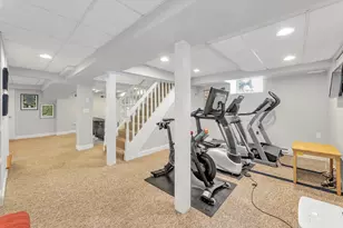 110 Anawan Ave, Boston, MA 02132 - Photo 35