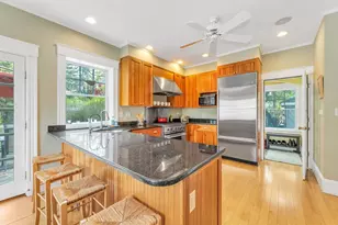 110 Anawan Ave, Boston, MA 02132 - Photo 5