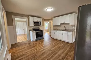 11 W School St, Westfield, MA 01085 - Photo 5