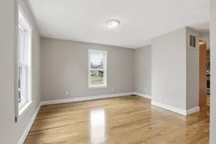 20 Buck St, Woburn, MA 01801 - Photo 13
