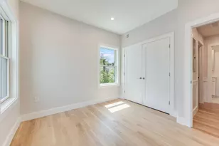 147 W 8th St, Boston, MA 02127 - Photo 19