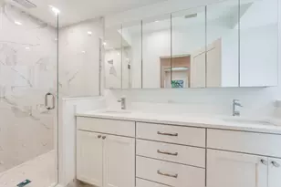 147 W 8th St, Boston, MA 02127 - Photo 17