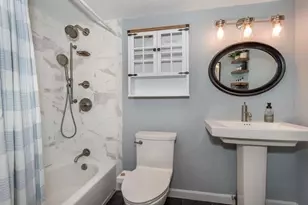 14 Sanford St, Medway, MA 02053 - Photo 9