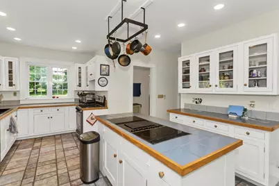 74 Woodbridge St, South Hadley, MA 01075 - Photo 17