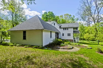 74 Woodbridge St, South Hadley, MA 01075 - Photo 9