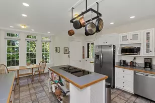 74 Woodbridge St, South Hadley, MA 01075 - Photo 15