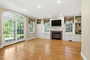 38 Oxford Rd, Longmeadow, MA 01106 - Photo 9
