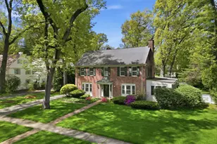 38 Oxford Rd, Longmeadow, MA 01106 - Photo 1