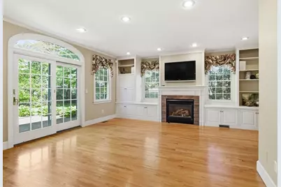 38 Oxford Road, Longmeadow, MA 01106 - Photo 9