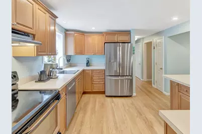 5 Juniper Dr, Mansfield, MA 02048 - Photo 9