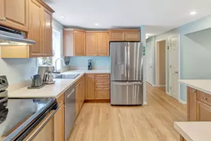5 Juniper Dr, Mansfield, MA 02048 - Photo 9