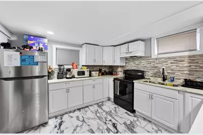 25 Tripoli St, Cranston, RI 02909 - Photo 25