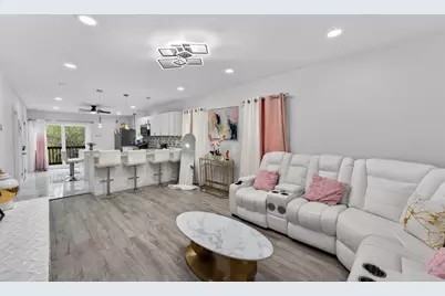 25 Tripoli St, Cranston, RI 02909 - Photo 3