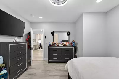 25 Tripoli St, Cranston, RI 02909 - Photo 13