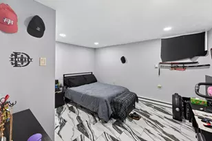 25 Tripoli St, Cranston, RI 02909 - Photo 23