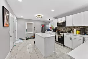 25 Tripoli St, Cranston, RI 02909 - Photo 15