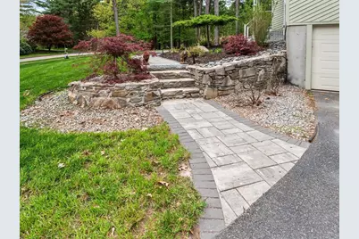 65 Briarcliff Ln, Holliston, MA 01746 - Photo 3