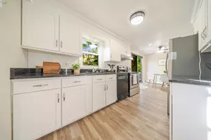 20 Meadowbrook Dr, Easthampton, MA 01027 - Photo 11